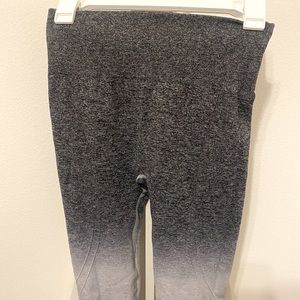 Running Girl Ombré Leggings. Size Small/Medium
